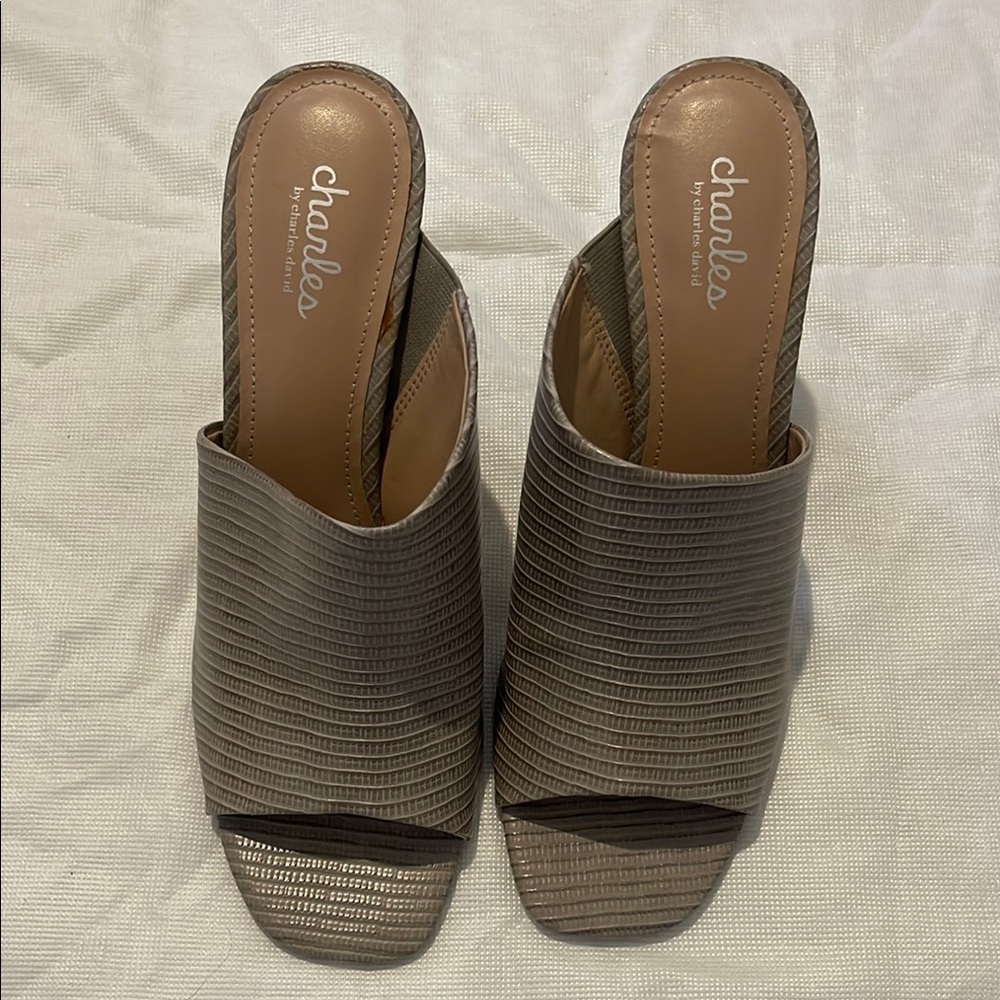 Charles by Charles David Women's Tan Mules